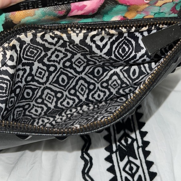 Steve Madden purse - Picture 4 of 6